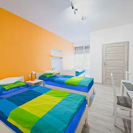 Frank Apartments - 5 Min Auschwitz, 15 Min Energylandia
